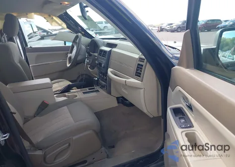 2010 Jeep Liberty Sport from USA, damaged, VIN 1J4PP2GK2AW171726